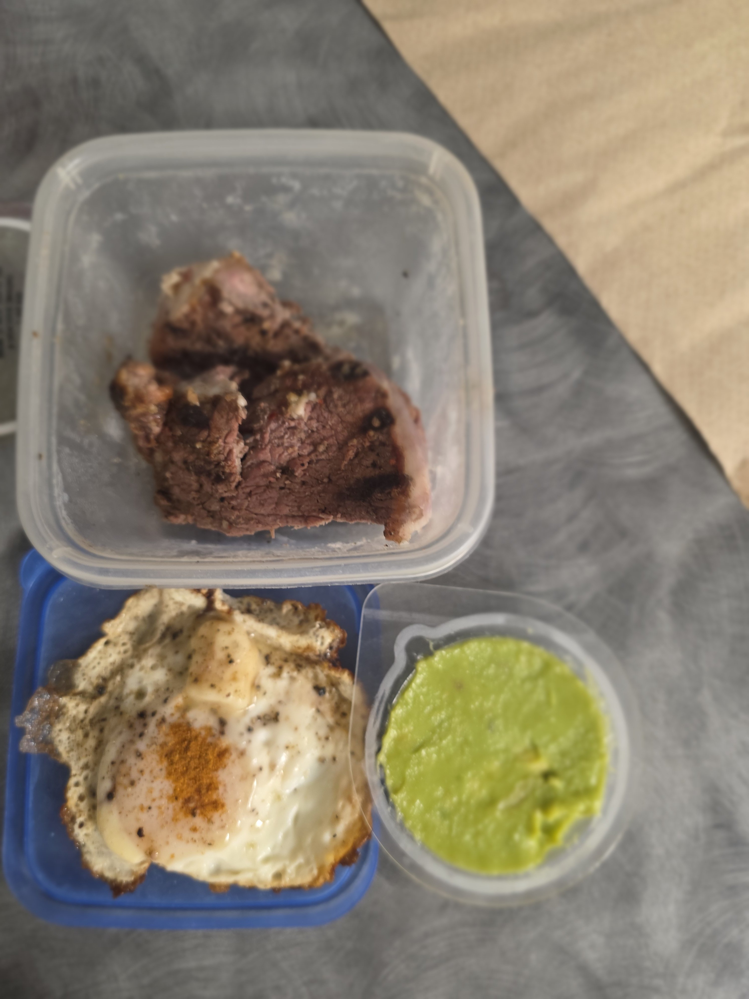 Breakfast Steak, Egg, Avocado single