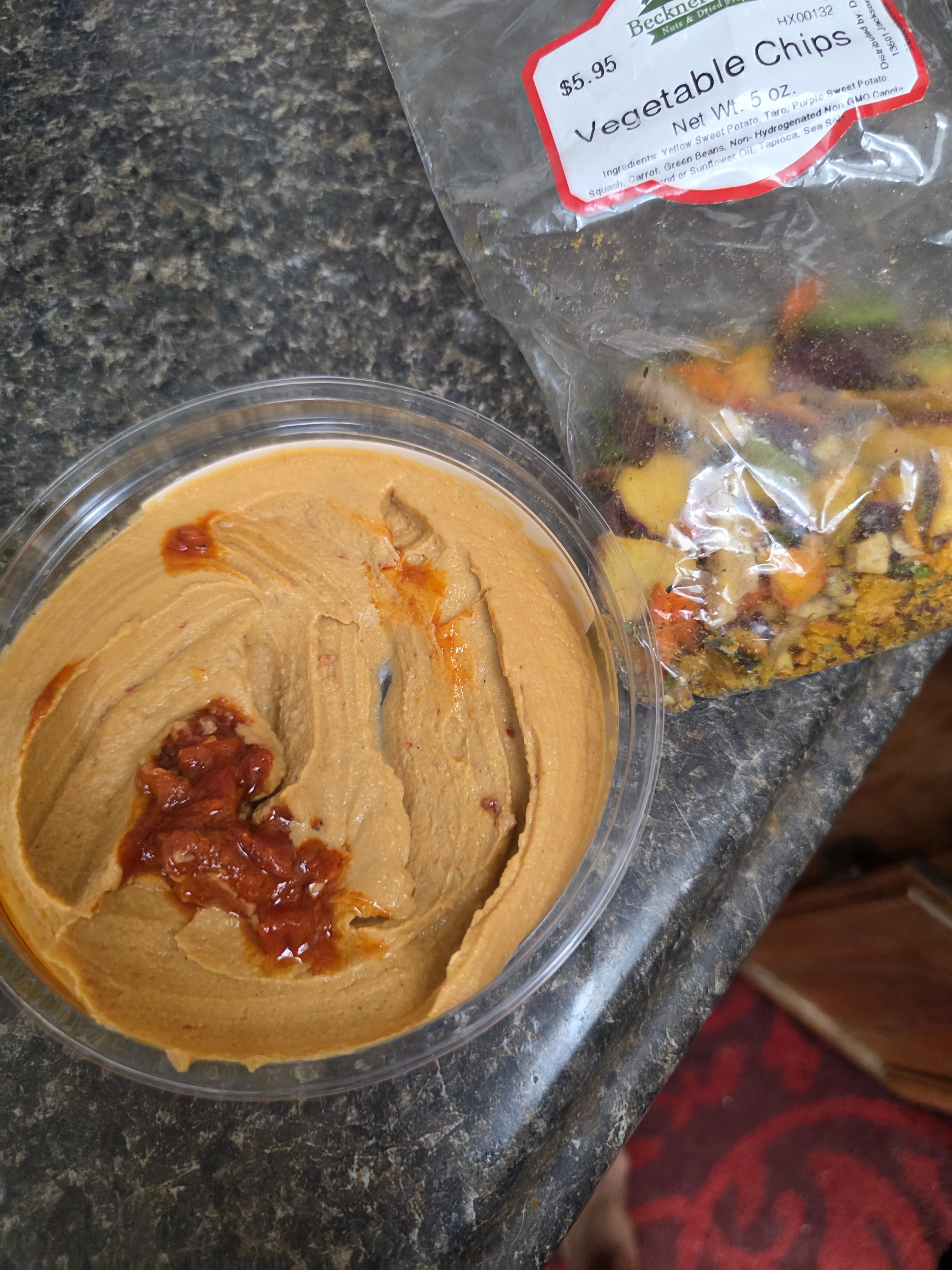 Hummus and veggie chip snacks